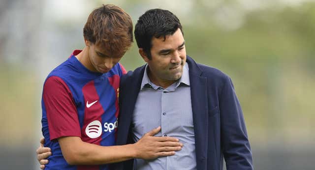 El tándem Deco-Xavi, a por una estabilidad (casi) imposible
