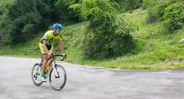 La intrahistoria del vídeo más viral del Angliru, el puerto que decide La Vuelta: «¡Me escribió hasta Rajoy!»