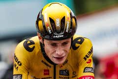 Roglic gana en el Angliru y Vingegaard pone 'al rojo' el liderato
