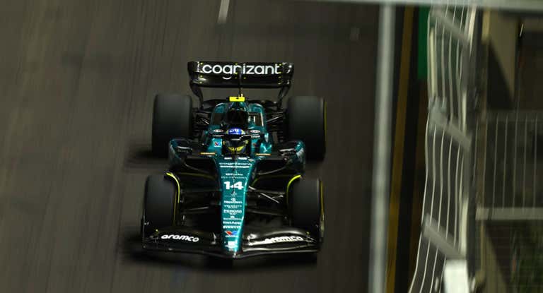 Fernando Alonso, durante la FP2 del GP de Singapur 2023 de F1.