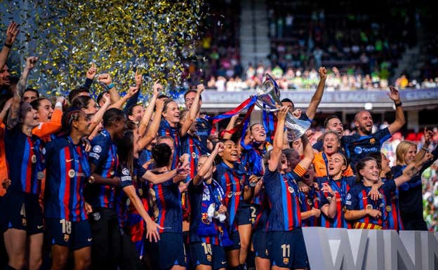 El Barça celebrando el título de Champions.  FC BARCELONA