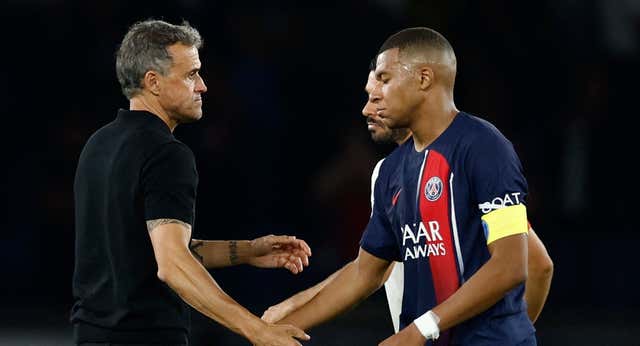 El doble sentir del PSG antes del grupo de la muerte: entre la tranquilidad de Luis Enrique y el enfado de Al-Khelaifi
