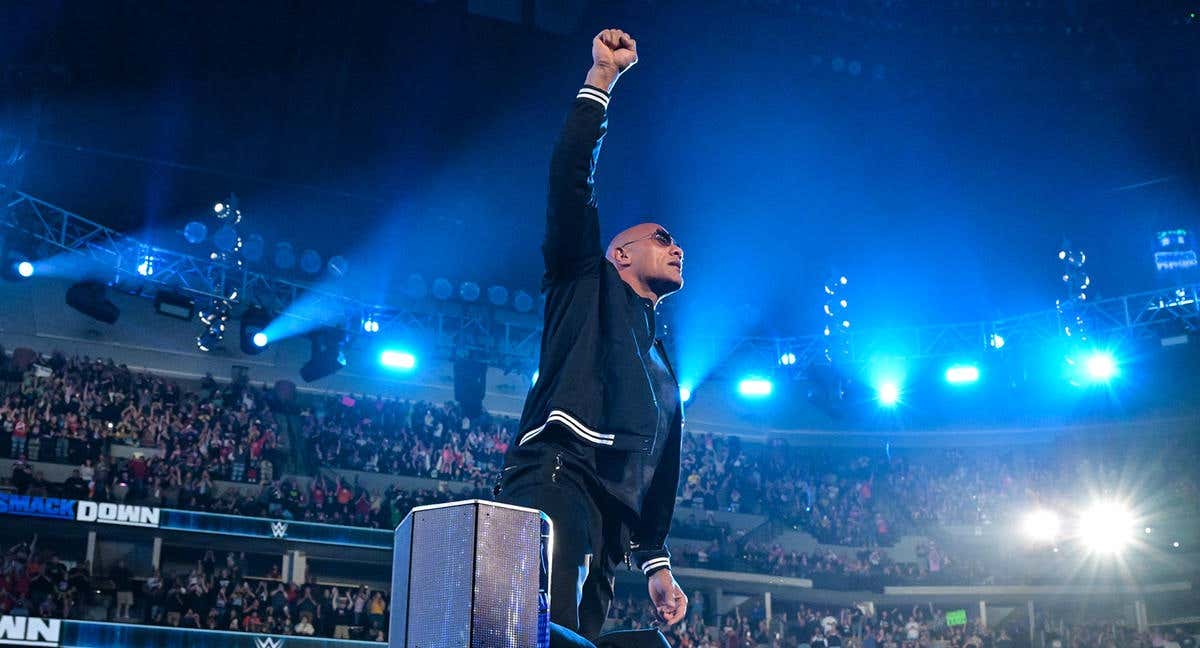 The Rock, durante su entrada en SmackDown./WWE