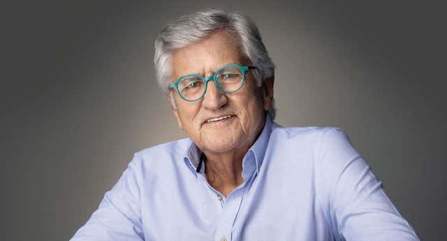 «¿Pero cómo voy a anunciar un tractor?, se quejó. A los cinco minutos, Pepe Domingo Castaño lo tenía todo listo»