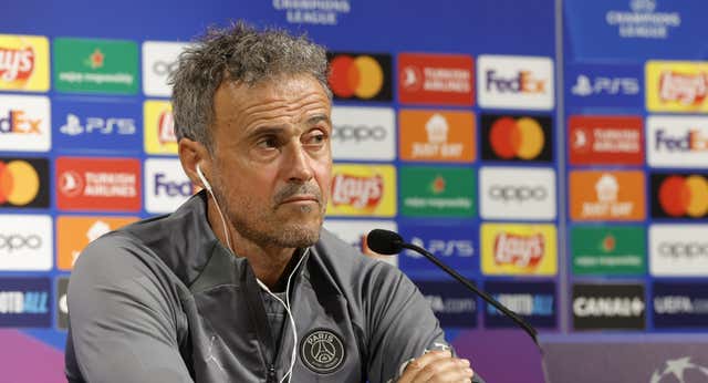 Luis Enrique desoye las críticas: “No me preocupa que no me den tiempo…”
