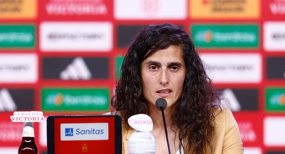Montse Tomé, en su primera rueda de prensa./AFP