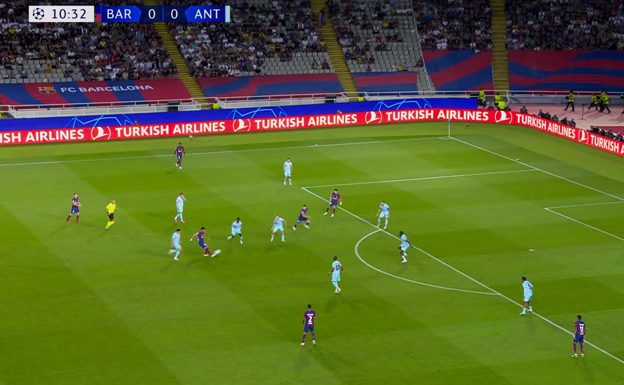 Gündogan filtra la asistencia para Joao Féilix.  WYSCOUT