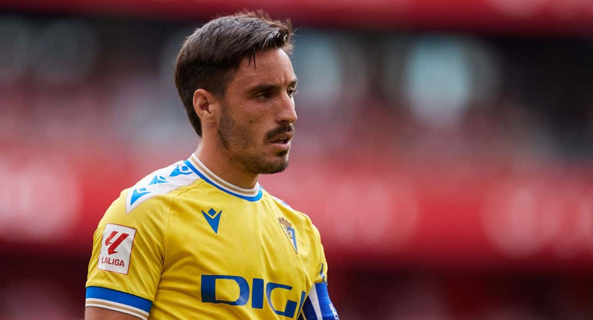Iza Carcelén, durante un partido con el Cádiz esta temporada.