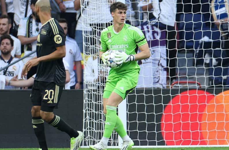 La alargada sombra de Courtois exige a Kepa en el Metropolitano