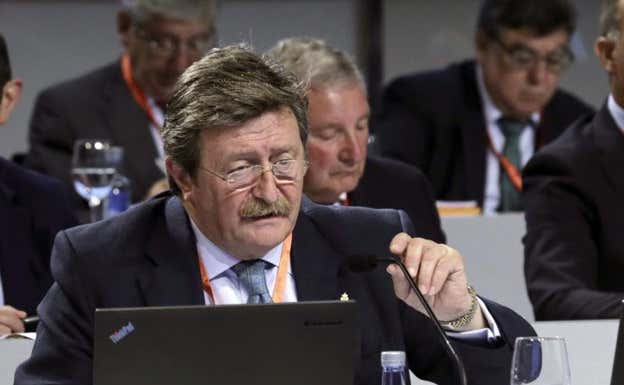Juan Luis Larrea, en 2015, cuando fue nombrado presidente de la Junta Gestora de la RFEF..  EFE