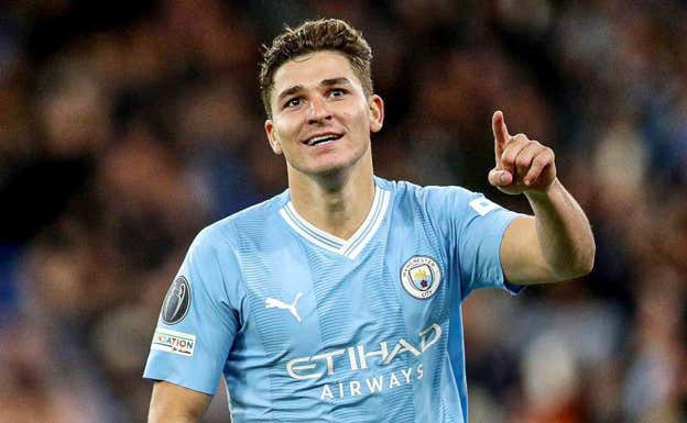 Julián Álvarez, durante un partido. Getty Images