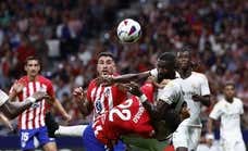 La polémica del derbi: posible falta antes del 1-0, el Madrid pide roja a Giménez y el Atlético a Bellingham...