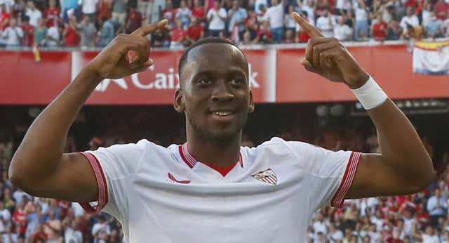 Lukebakio enamora a Nervión