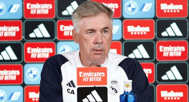 Ancelotti: “Deseo que Xabi, Raúl y Arbeloa entrenen algún día al Real Madrid”