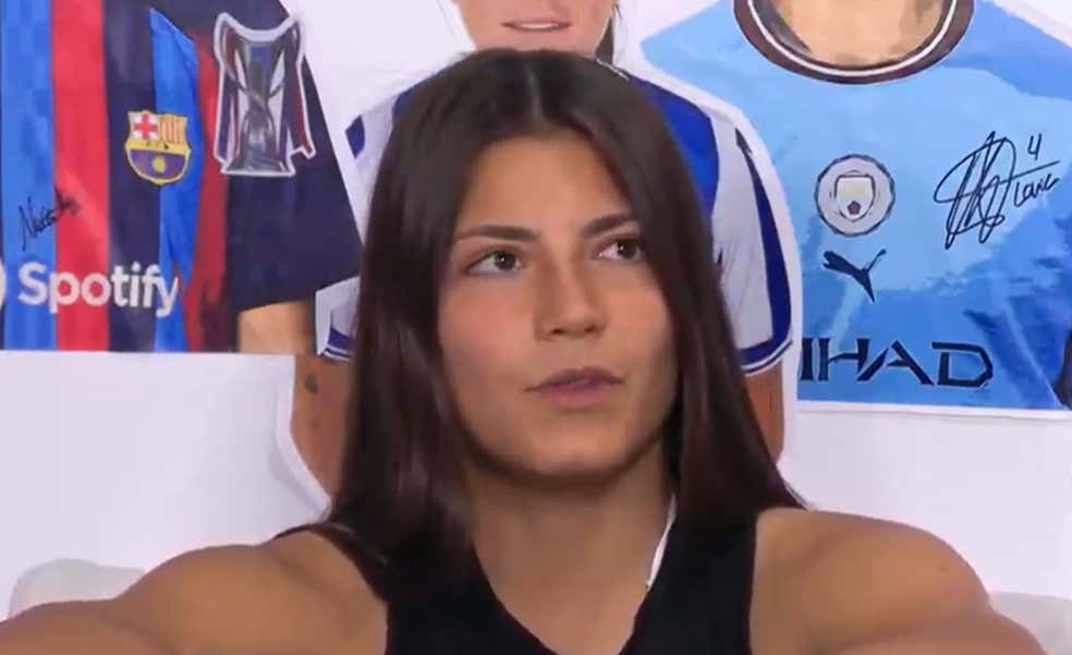 Anita Marcos: «Jenni Hermoso es una jugadora que te ayuda por su experiencia; es disfrutar y aprender»