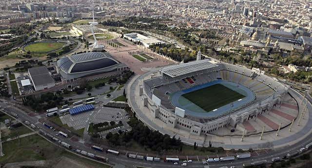 Se avecina caos en Barcelona: el Barça y Sabina, a la vez y a 50 metros de distancia