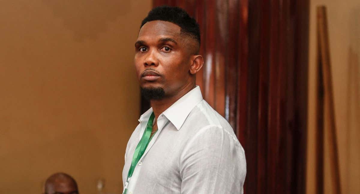 Samuel Etoo durante las elecciones a la Federación de Camerún.