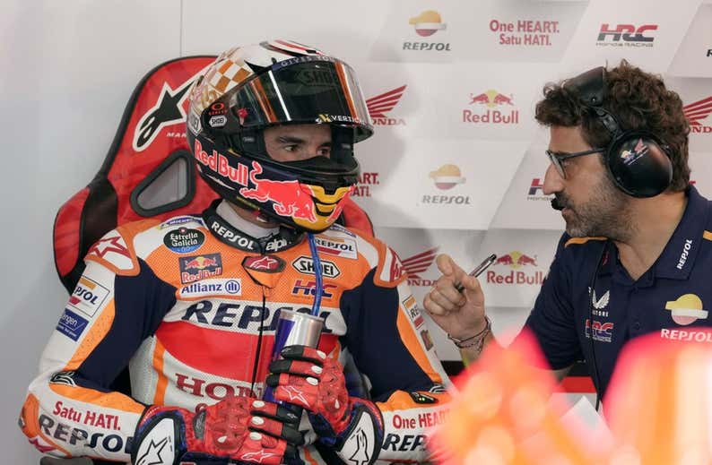 Honda aprovecha la carrera de casa para apretar a Marc Márquez