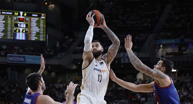 Los ‘gigantes’ del Real Madrid hacen pequeño al Barça de baloncesto
