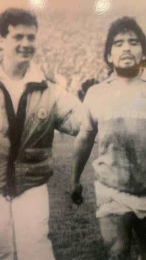 Bostik, con Maradona.
