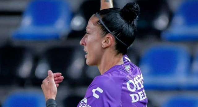 Jenni Hermoso se olvida del ruido de España y brilla con su fútbol en México