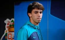 João Félix no echa de menos a Simeone: «Todos vemos cómo juega el Barça y cómo juega el Atleti»