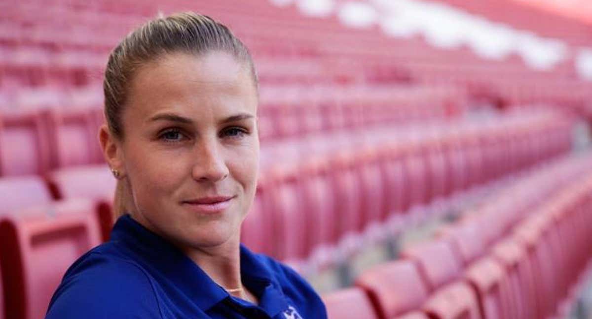 Ana-Maria Crnogorčević durante su presentación con el Atleti. /Atlético de Madrid