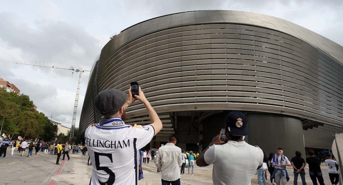 El nuevo estadio Santiago Bernabéu estará listo para albergar el Mundial de fútbol 2030./REUTERS