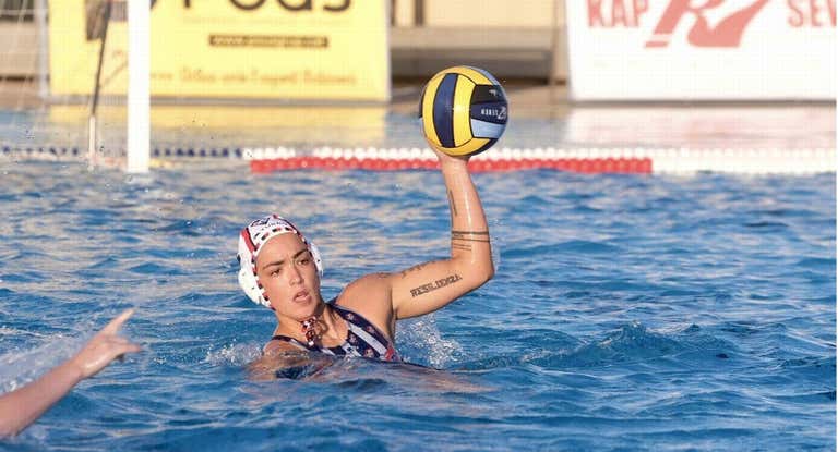 Silvia Morell, jugadora del Assolim CN Mataró, durante la fase clasificatoria de la Champions.