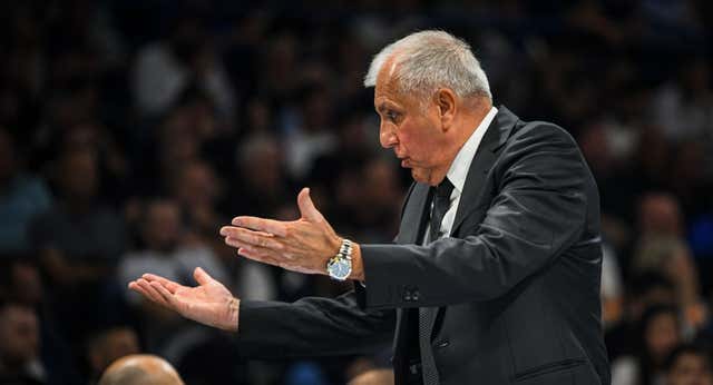 Obradovic, sobre el no fichaje de Mirotic por Partizan: “Recibió presiones de la política y de la iglesia…”