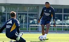 Alaba será baja y obliga a Ancelotti a buscar una solución de emergencia