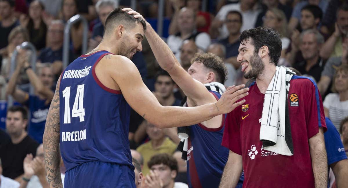Willy Hernangómez, Rokas Jokubaitis y Álex Abrines, tras la victoria ante el Efes.