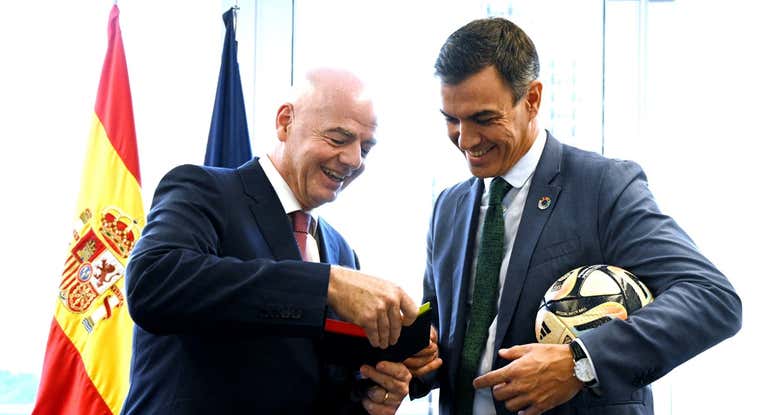 Infantino, junto a Pedro Sánchez en una reunión mantenida en septiembre en Nueva York.
