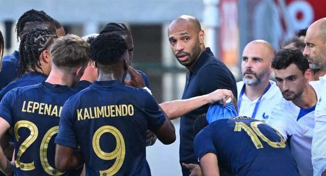 Henry: “¿Salud mental? Me gusta mucho esa pregunta, es muy importante”