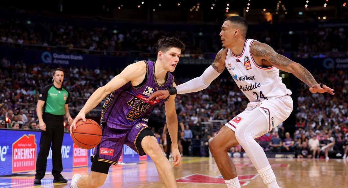 Alex Toohey (izquierda) durante un partido el pasado fin de semana en la NBL./GETTY IMAGES/MATT KING