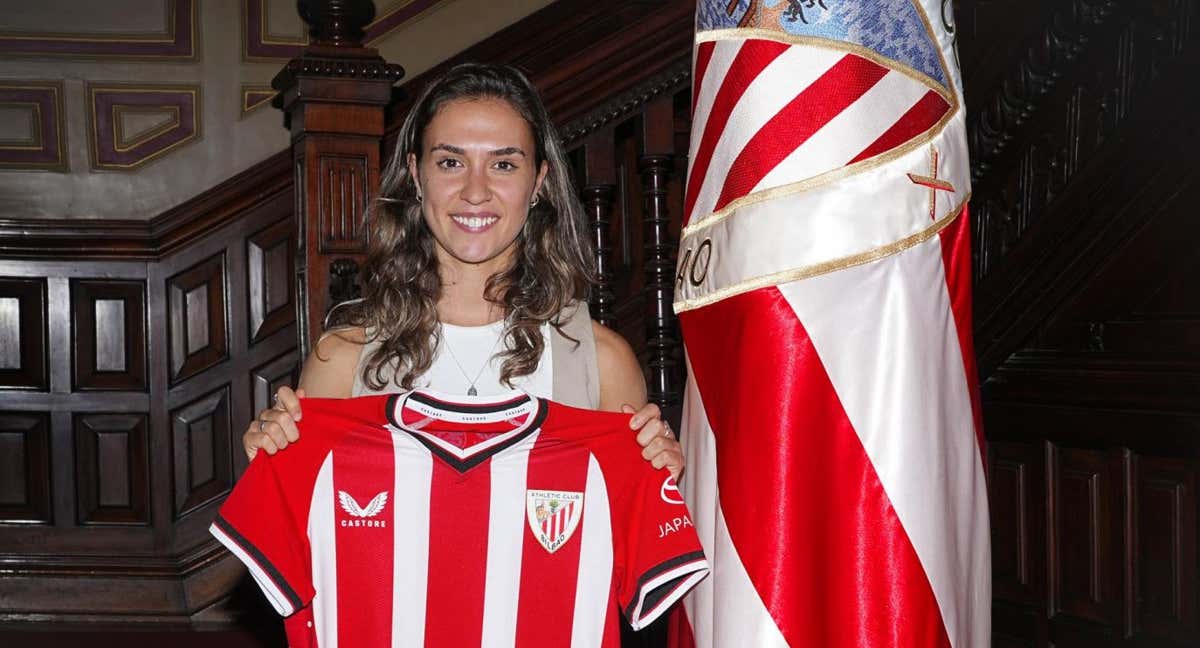 Nahikari García, el día de su presentación con el Athletic. /Athletic