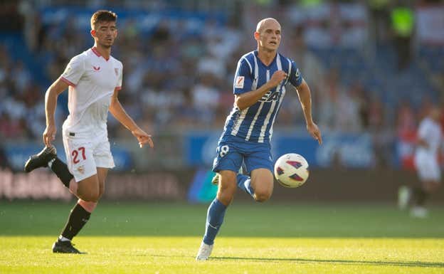 Jon Guridi, durante la victoria del Alavés frente al Sevilla. DEPORTIVO ALAVÉS