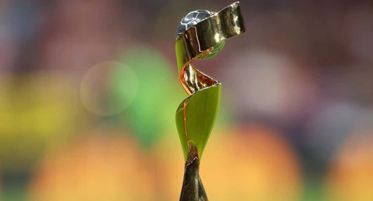 Imagen del trofeo de la Copa del Mundo femenina.