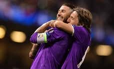 Sergio Ramos se reencuentra con Luka Modric: un «te echaré de menos», el vídeo del Pizjuán y tuit del Sevilla poco habitual