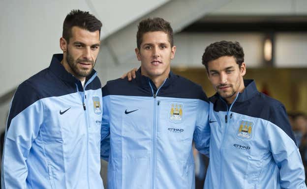 Negredo, Jovetic y Navas, fichajes del Manchester City en 2013. REUTERS