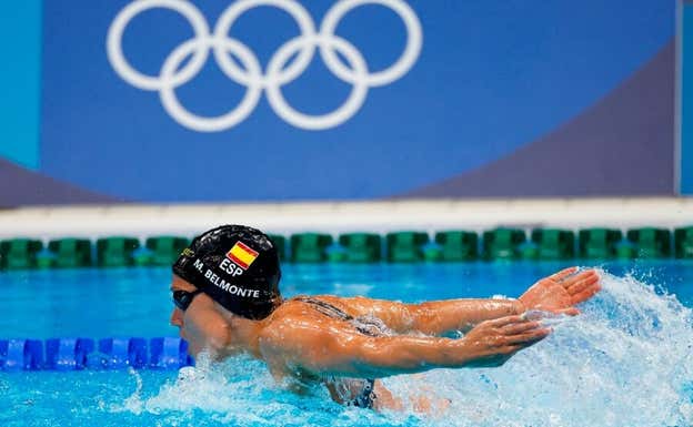 Mireia Belmonte durante su carrera de 200 mariposa en los JJOO.  RFEN