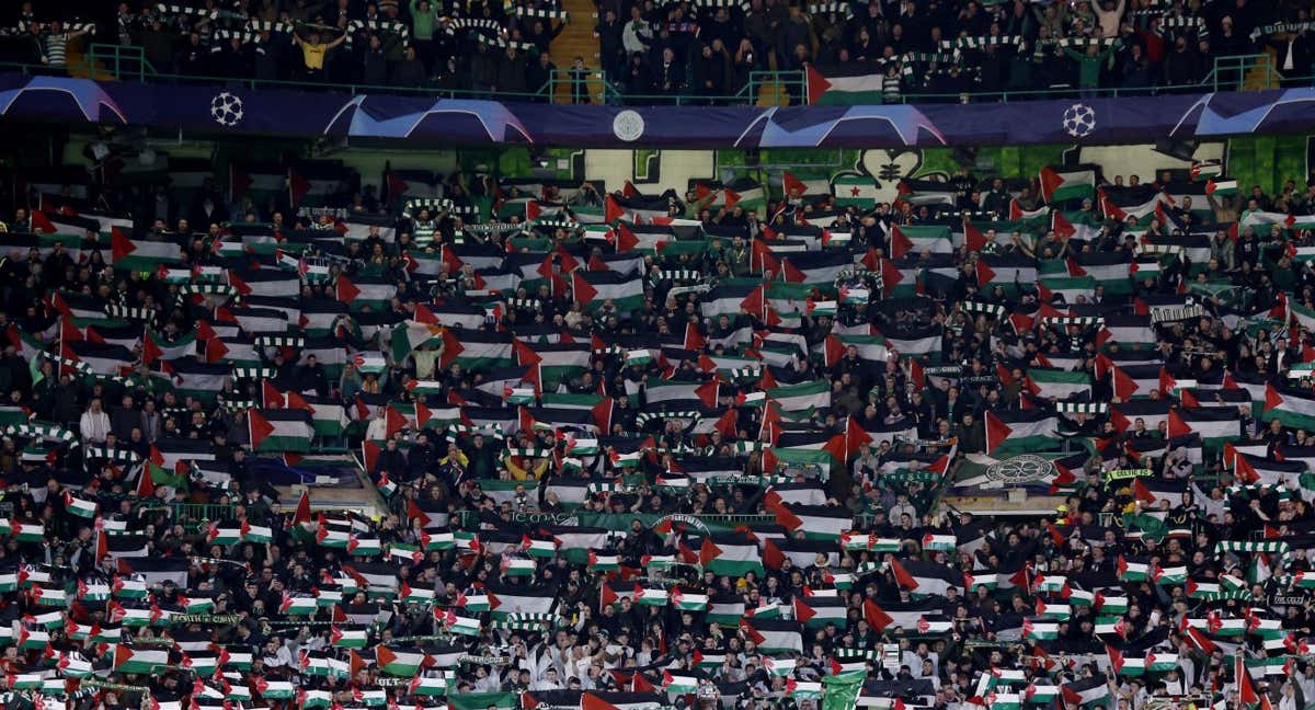 Celtic Park repleto de banderas en apoyo a Palestina./EFE