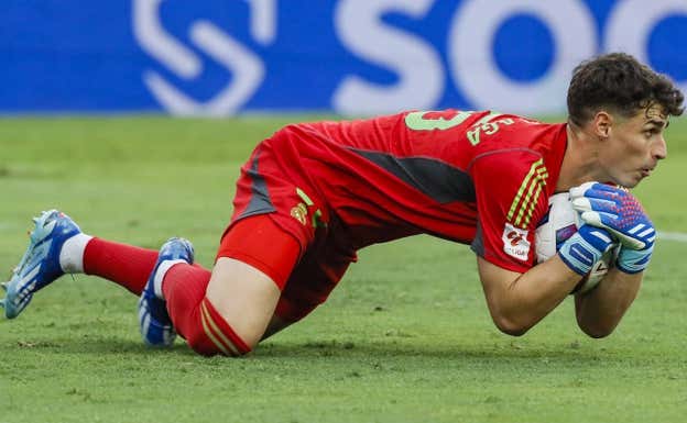 Kepa se hace su sitio en la portería del Madrid. EFE