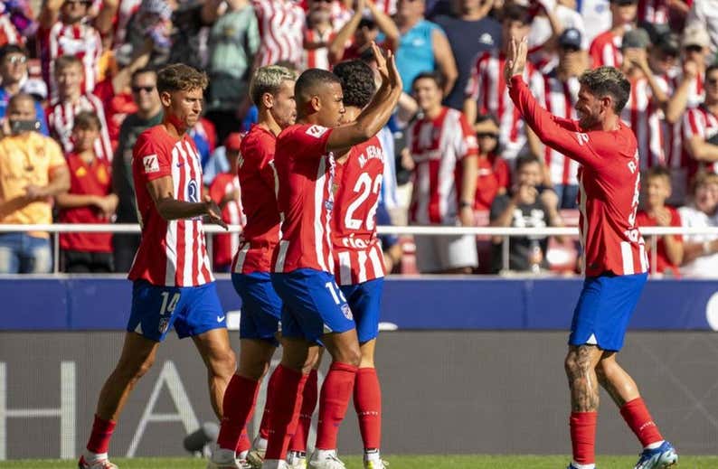 Riquelme y Morata ponen música con ritmo de campeonato