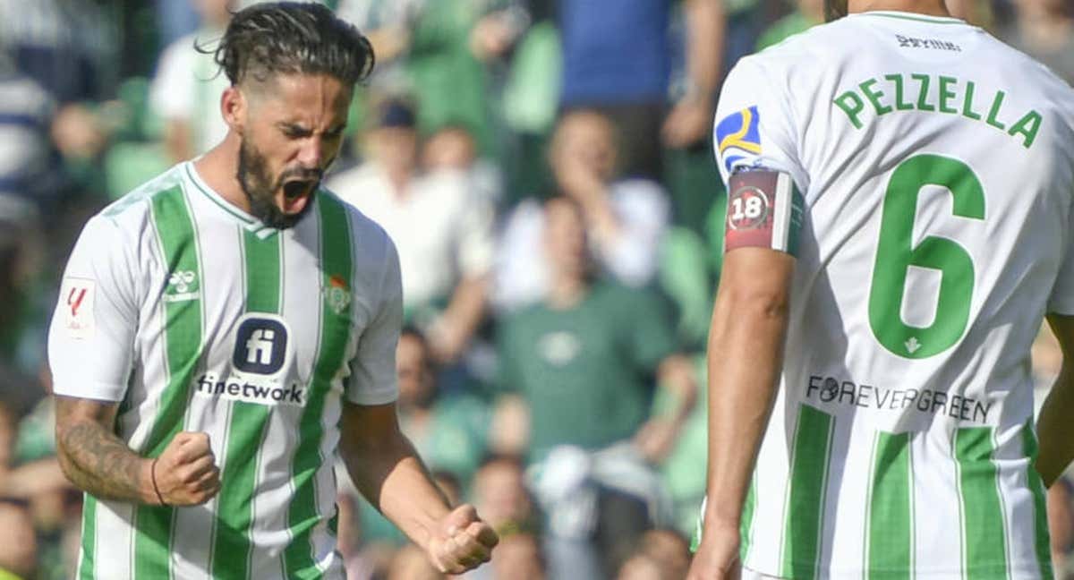 Isco celebra con rabia el gol de la victoria ante Osasuna.