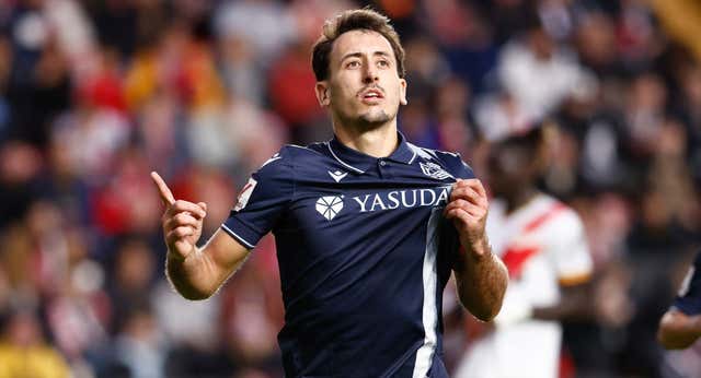 Darko Kovacevic se deshace en elogios hacia Mikel Oyarzabal: «Es un tiburón, ojalá me supere»