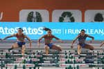 Cuántas calles tiene una pista de atletismo