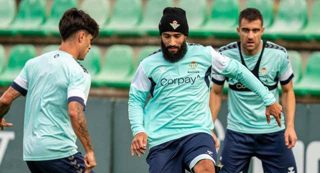 Fekir regresa a una convocatoria del Betis 254 días después: «Es una motivación para todos»