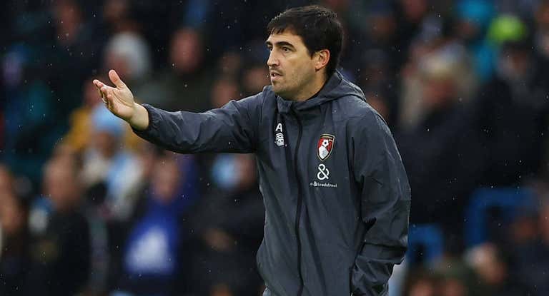Andoni Iraola, durante el Manchester City-Bournemouth.