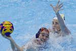 El laberinto que ahoga al waterpolo en plena clasificación olímpica